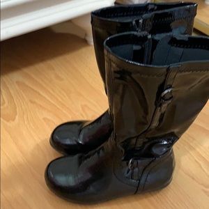 Girls boots